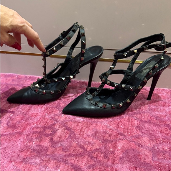 Valentino Black RockStud Pumps - Picture 8 of 8